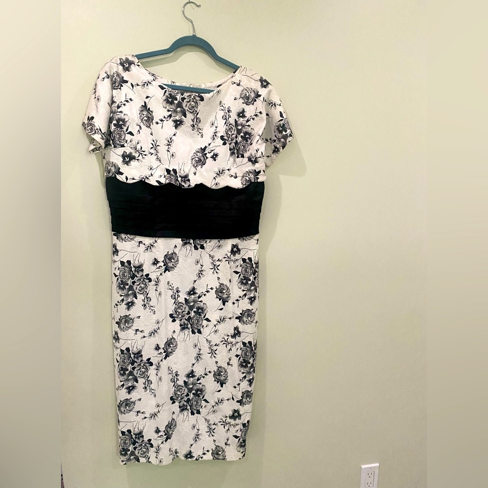 Vintage Black and white dress never worn